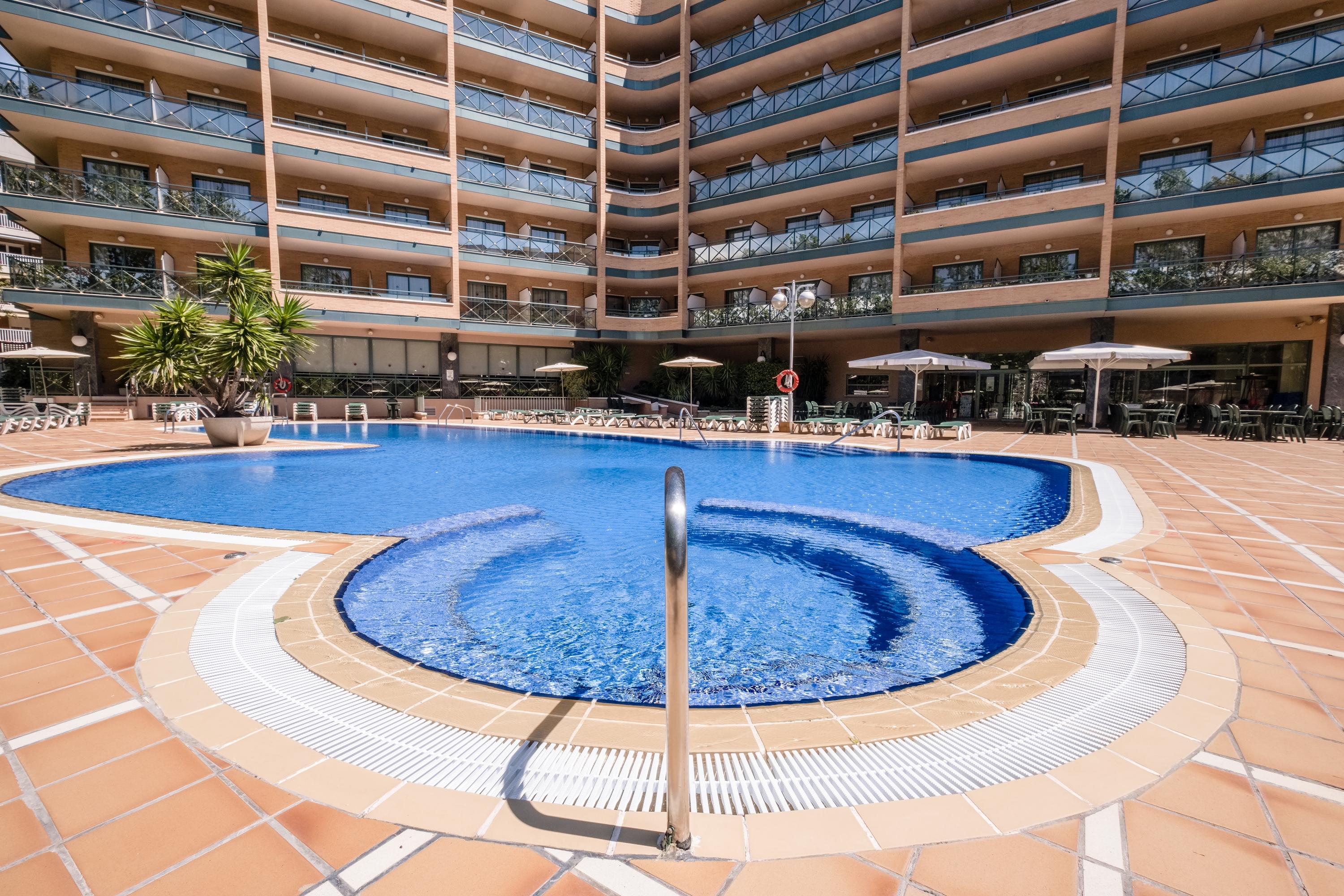 Hotel California Palace Salou Bagian luar foto